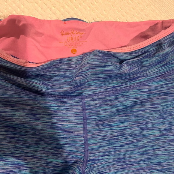 Lilly Pulitzer Luxletic Size Large  Women Crop Legging - Picture 4 of 4